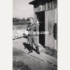 Original WW2 German Photo - Flak soldier in Meliskerke, Zeeland, …