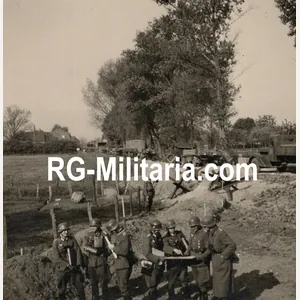 Original WW2 German Photo - Wehrmacht in Mill, Blitzkrieg in …