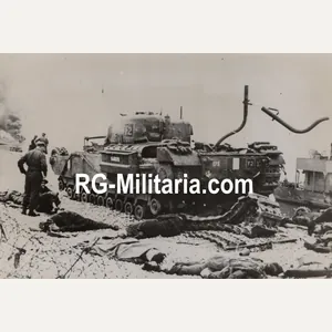 Original WW2 German Press Photo - KIA British troops with …