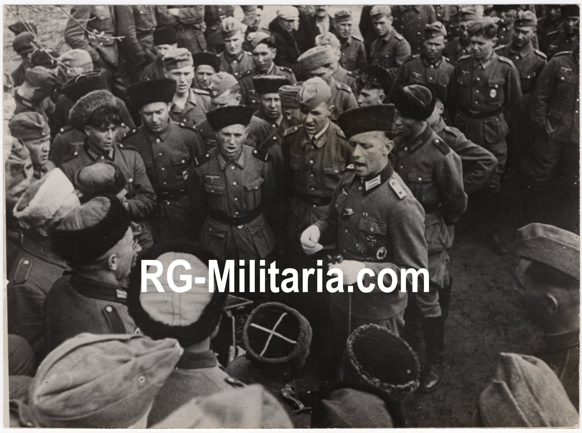 Original WW2 German Waffen SS Press Photo - Ostlegionen Eastern European SS Cavalry Kosaken Corps singing (1944) — image 3