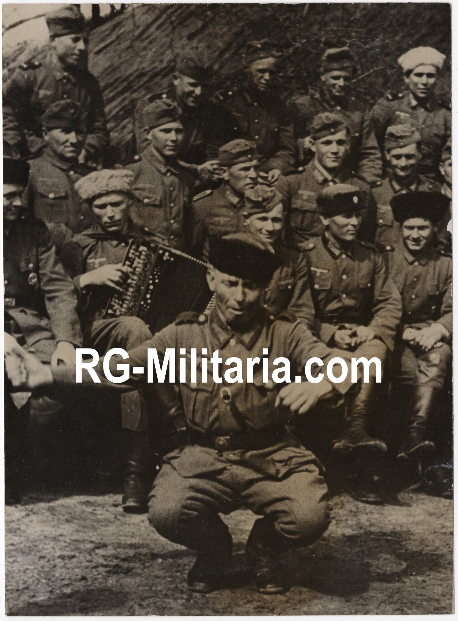 Original WW2 German Waffen SS Press Photo - Ostlegionen Eastern European SS Cavalry Kosaken Corps dancing (1944) — image 3