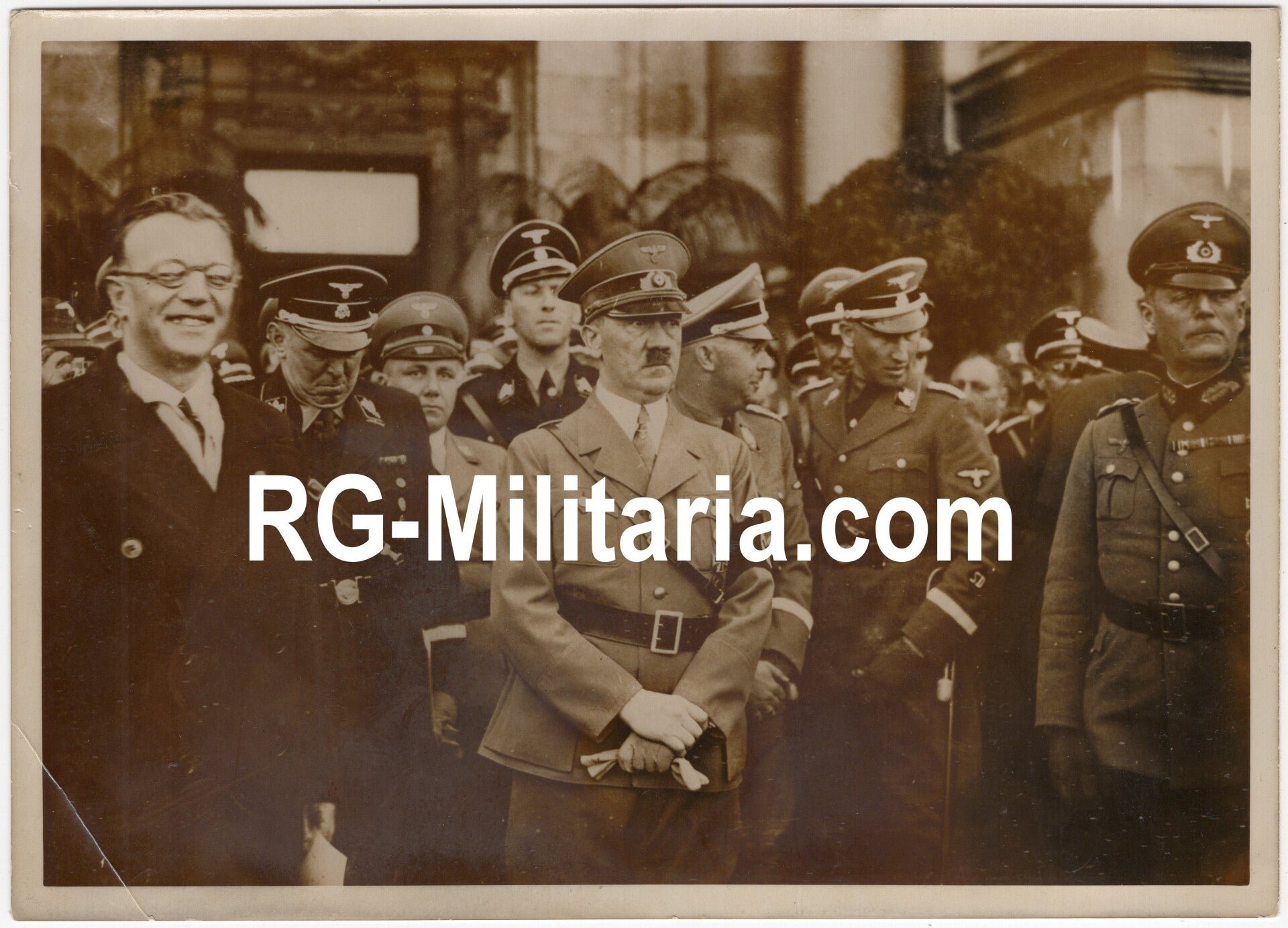 Original WW2 French Press Photo - Seyss-Inquart, Bormann, Hitler, Himmler, Heydrich, and Keitel in Austria (1938) — image 3
