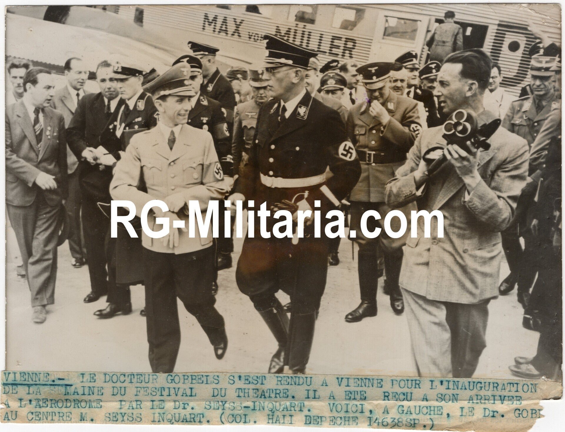 Original WW2 French Press Photo - Joseph Goebbels and Arthur Seyss-Inquart in Austria (1938) — image 2