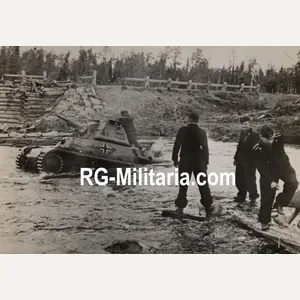 Original WW2 German Press Photo - French beute Somua S35 …