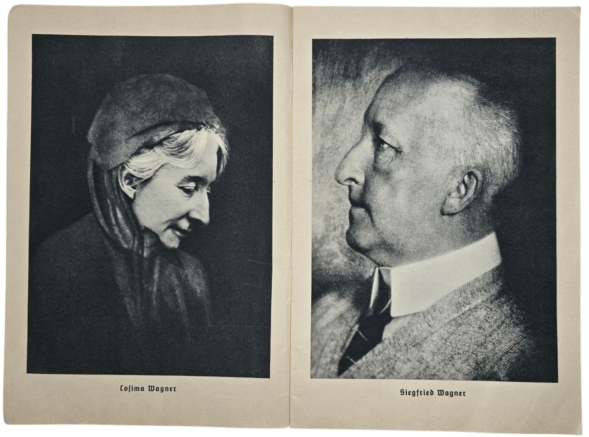 Original WW2 German Brochure - Bayreuth Bühnenfestspiele Programmheft set (1936) — image 10