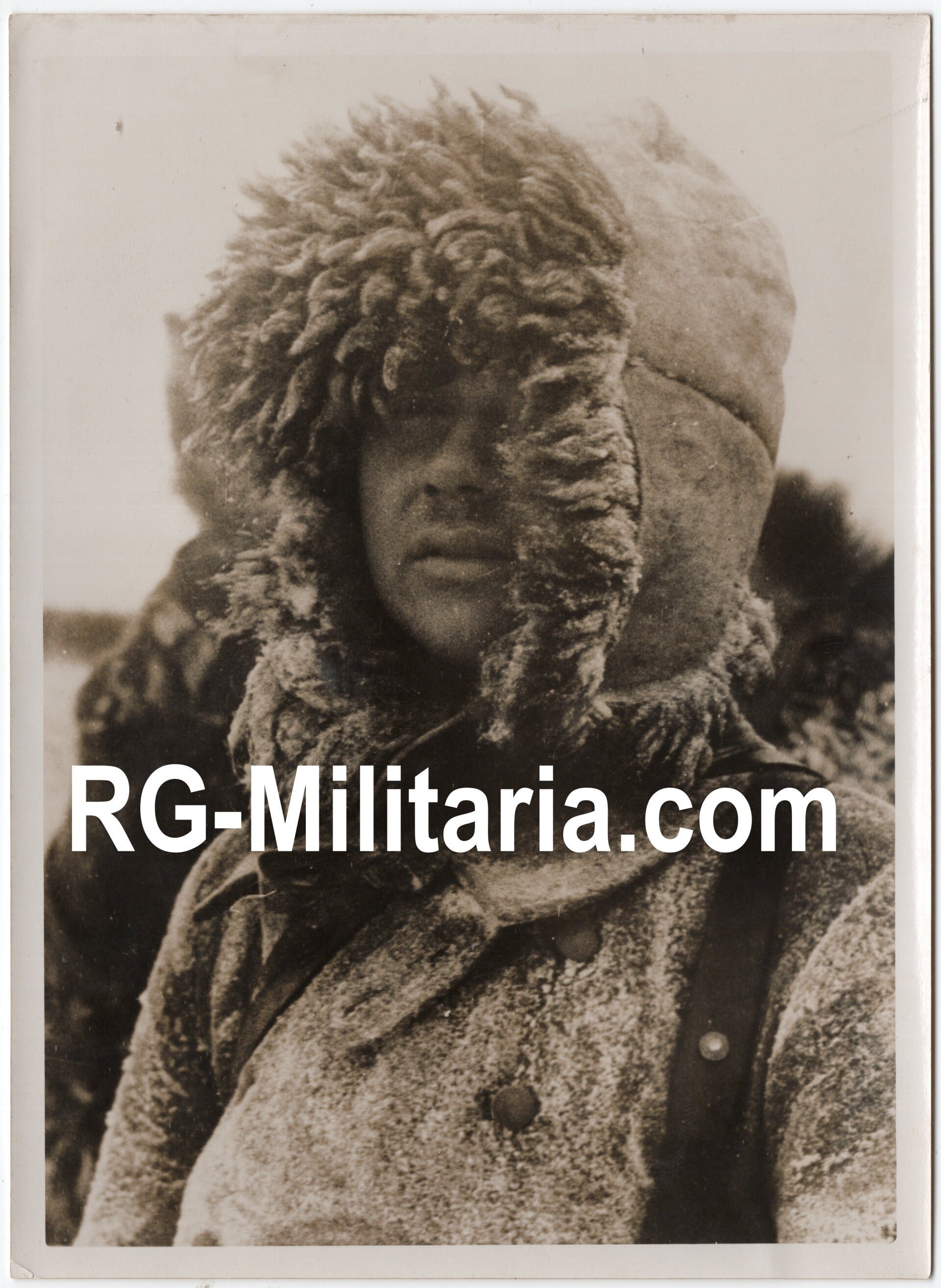 Original WW2 German Press Photo - German winter soldier close up — image 3