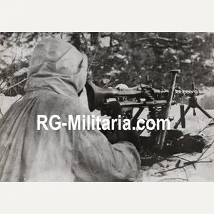 Original WW2 German Press Photo - Snow Camouflaged soldier with …