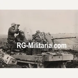 Original WW2 German Press Photo - Panzergrenadier Division Grossdeutschland on …