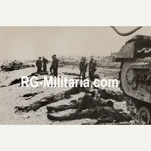Original WW2 German Press Photo - KIA British troops in …