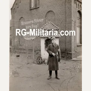 Original WW2 US Press Photo - Dutch NBS resistance fighter …