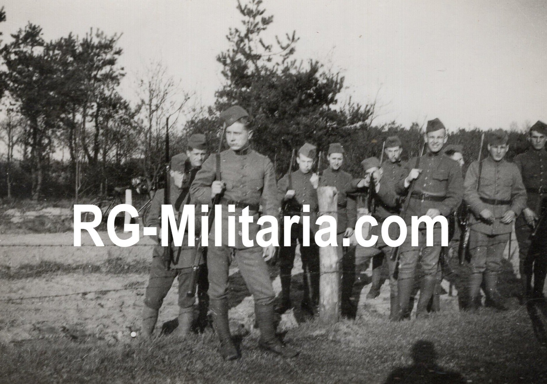 Original WW2 Dutch Photo - Photo grouping Dutch pontonniers in Breda (1939) — image 13