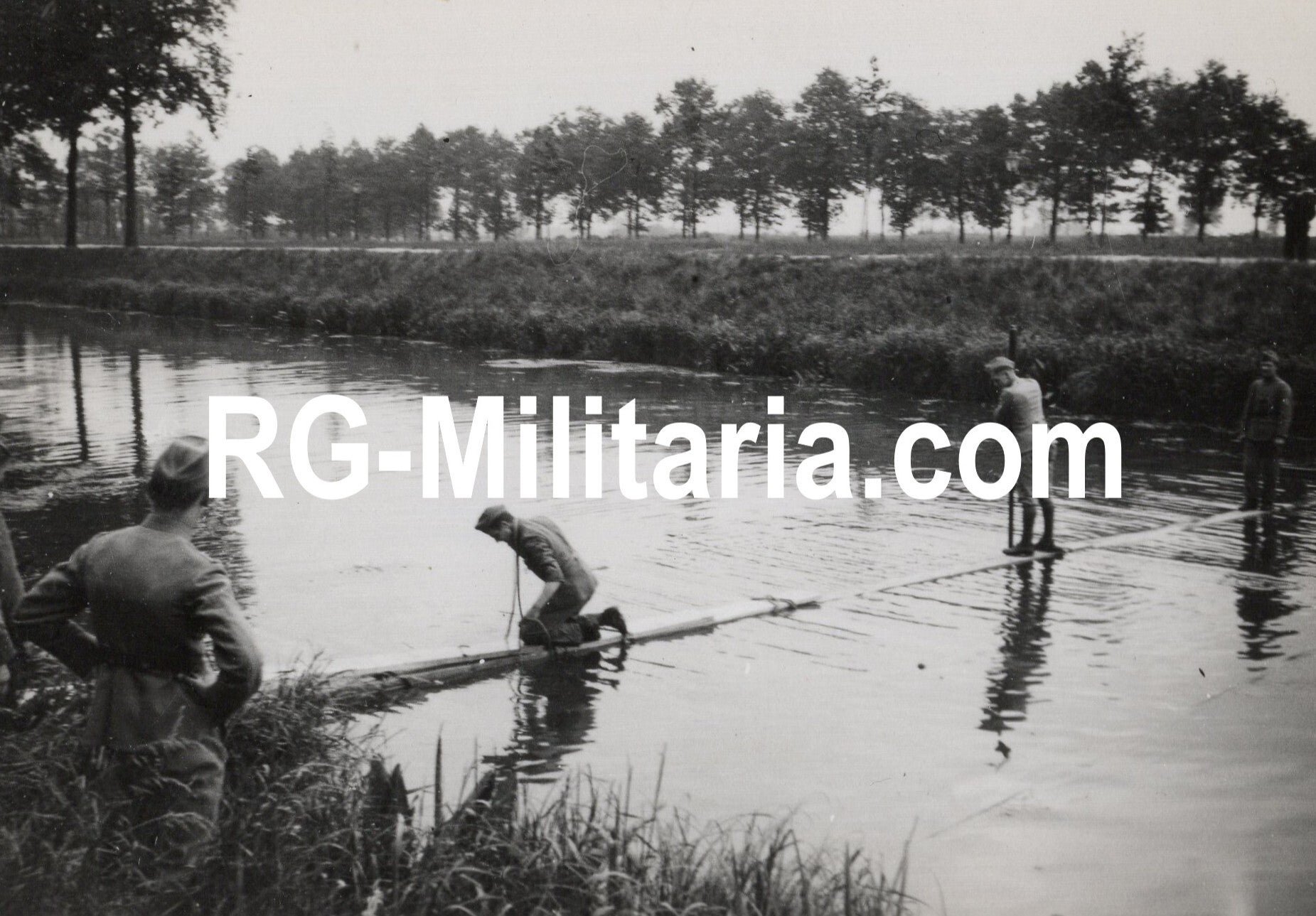 Original WW2 Dutch Photo - Photo grouping Dutch pontonniers in Breda (1939) — image 17