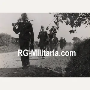 Original WW2 German Press Photo - German soldiers on the …