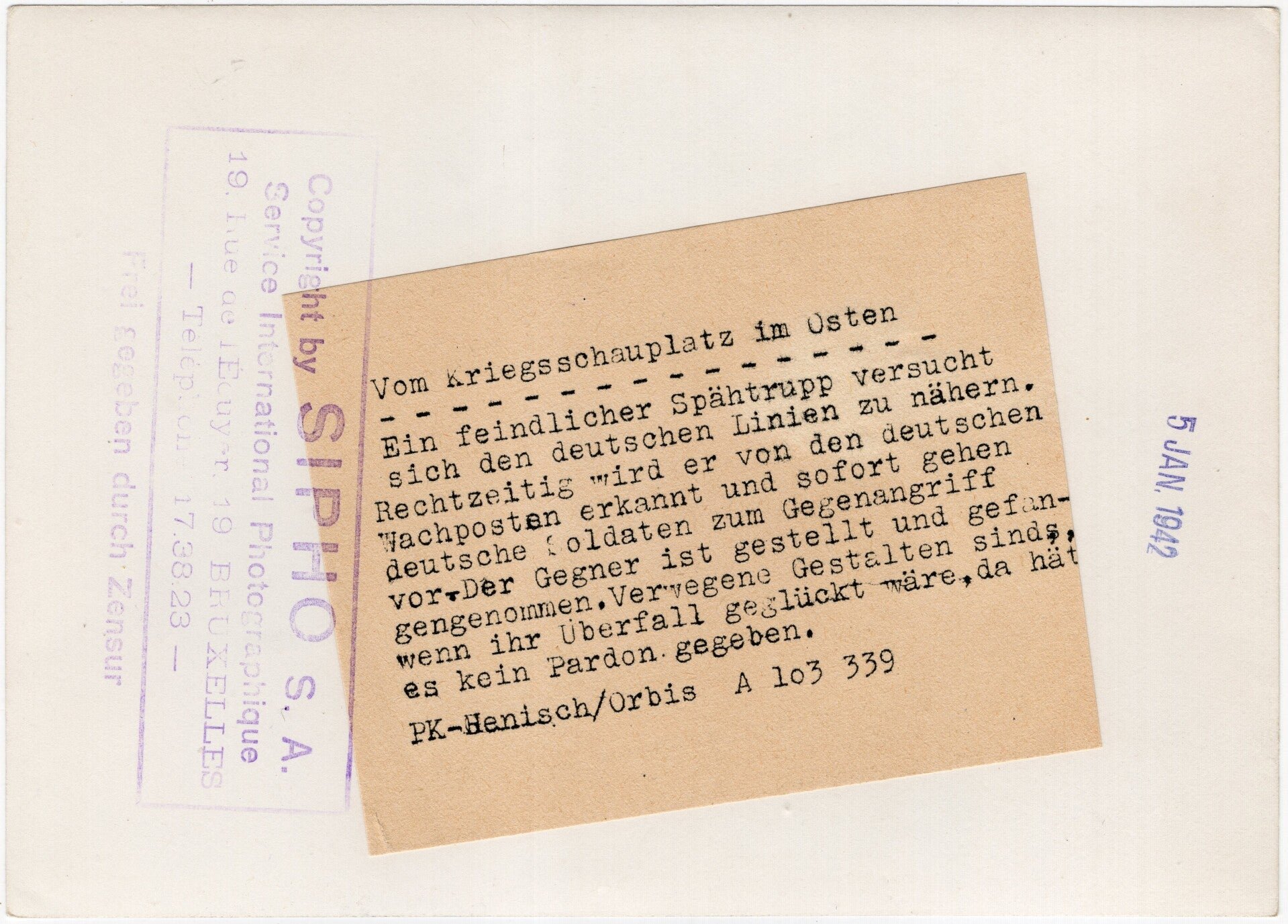 Original WW2 German Press Photo - Captured Soviet soldier, Eastern Front (1942) — image 2