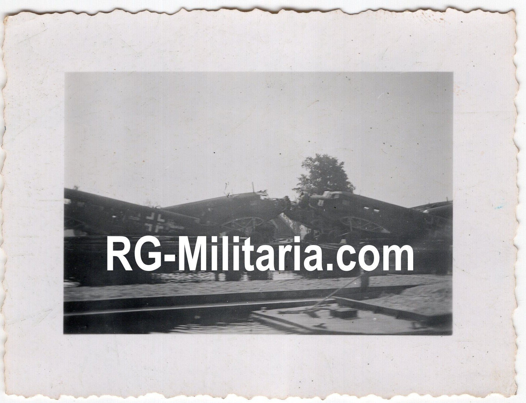Original WW2 German Photo - Junkers JU 52 airplanes on ponton boats near Schiphol, Amsterdam, Holland (1940) — image 3