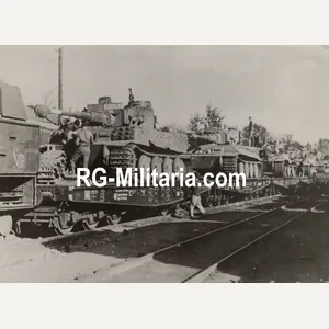 Original WW2 French Press Photo - German Tiger Tanks on …