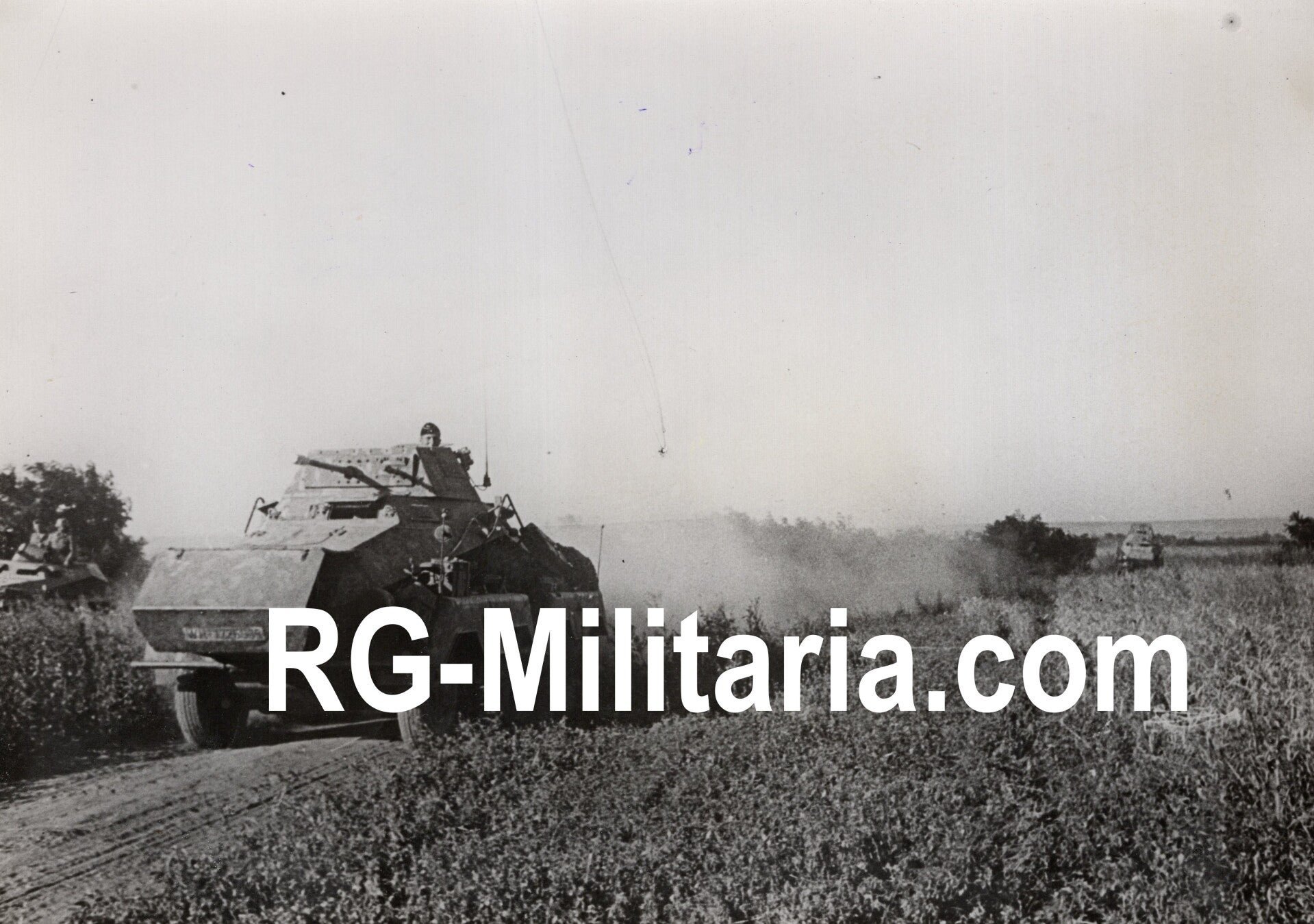 Original WW2 German Press Photo - German Panzerspahwagen 232 Tanks on the Kuban Front (1942)