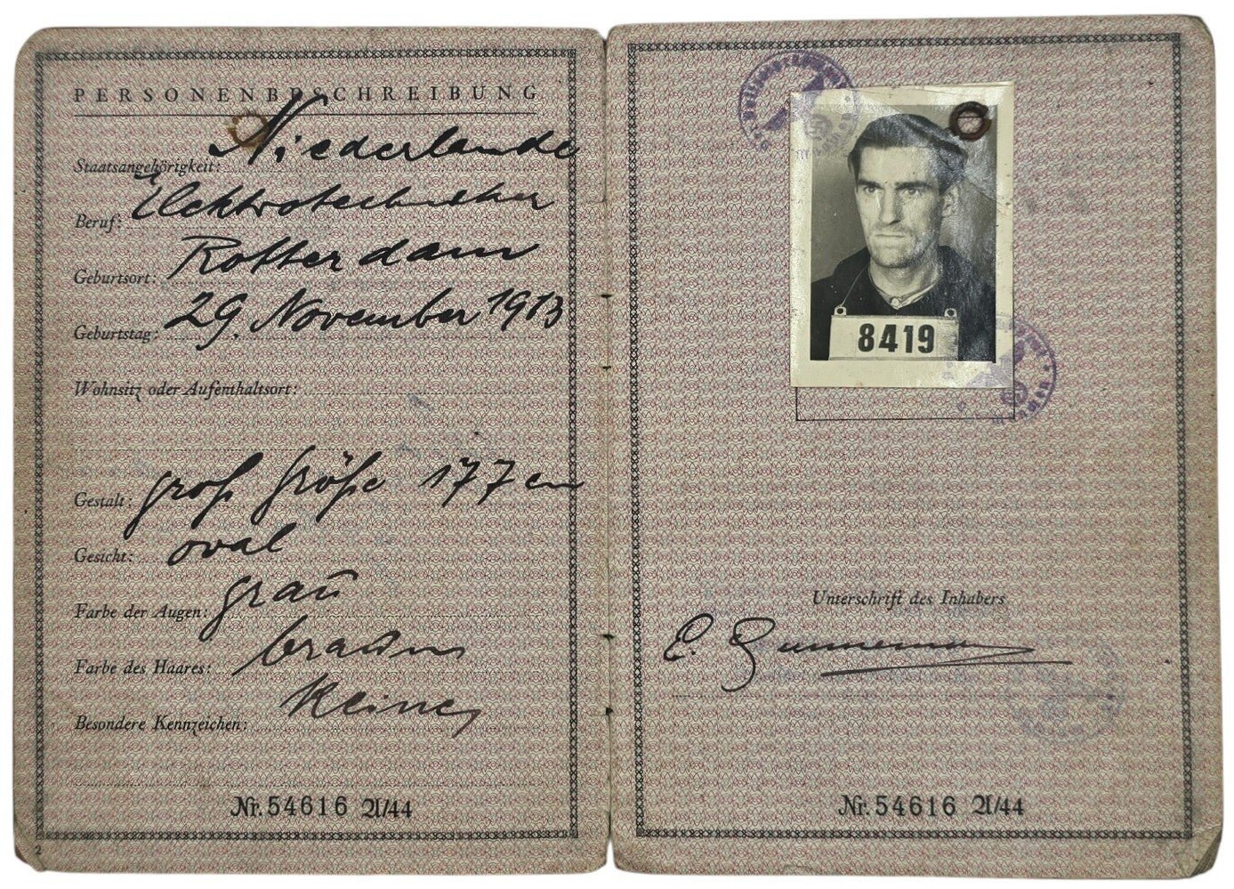 Original WW2 German Document - Vorläufiger Fremdenpass Rotterdam, Holland (1944) — image 3