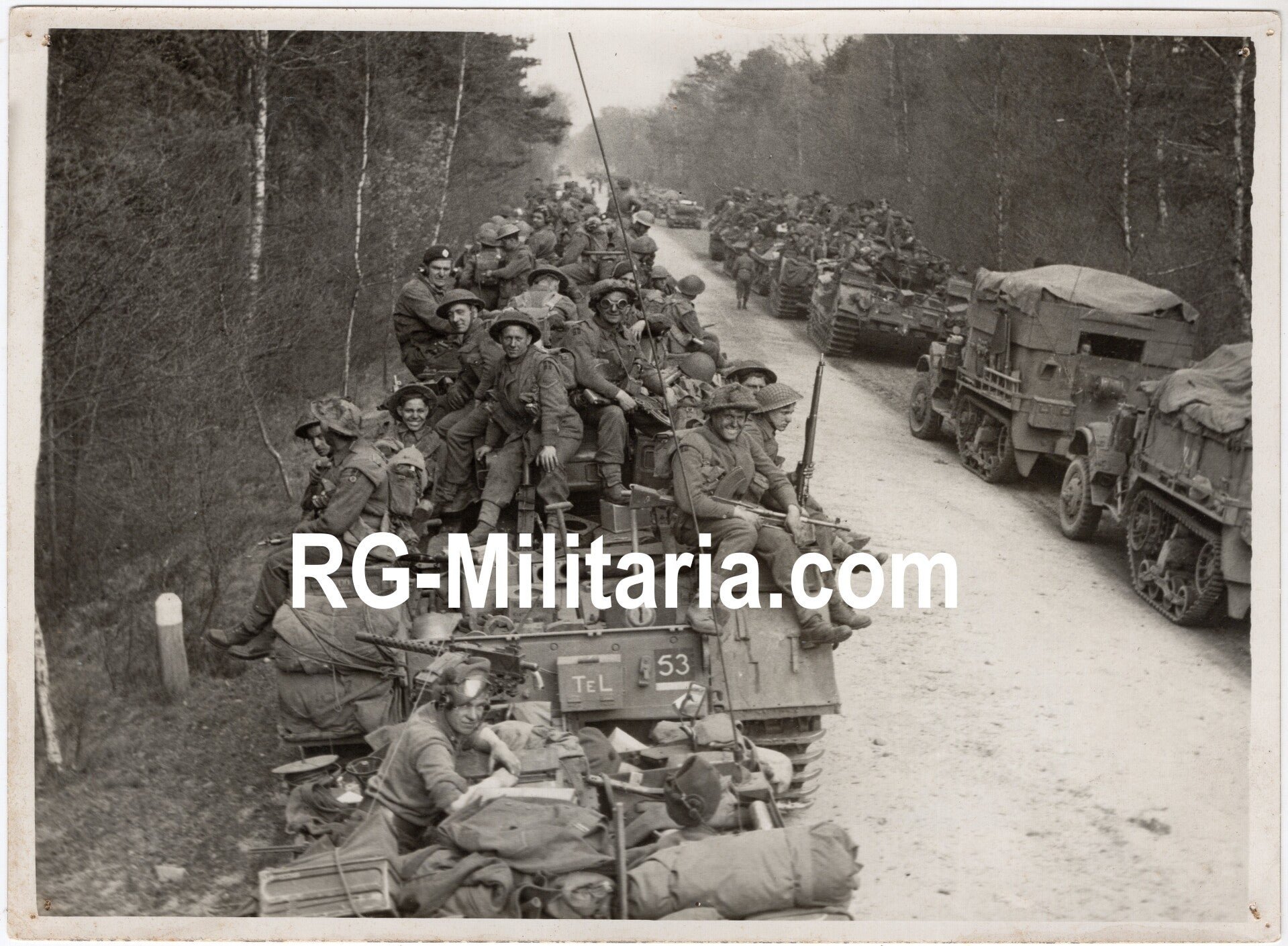 Original WW2 British Press Photo - 15th Scottish division advance on River Elbe (1945) — image 3
