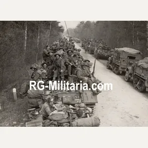 Original WW2 British Press Photo - 15th Scottish division advance …