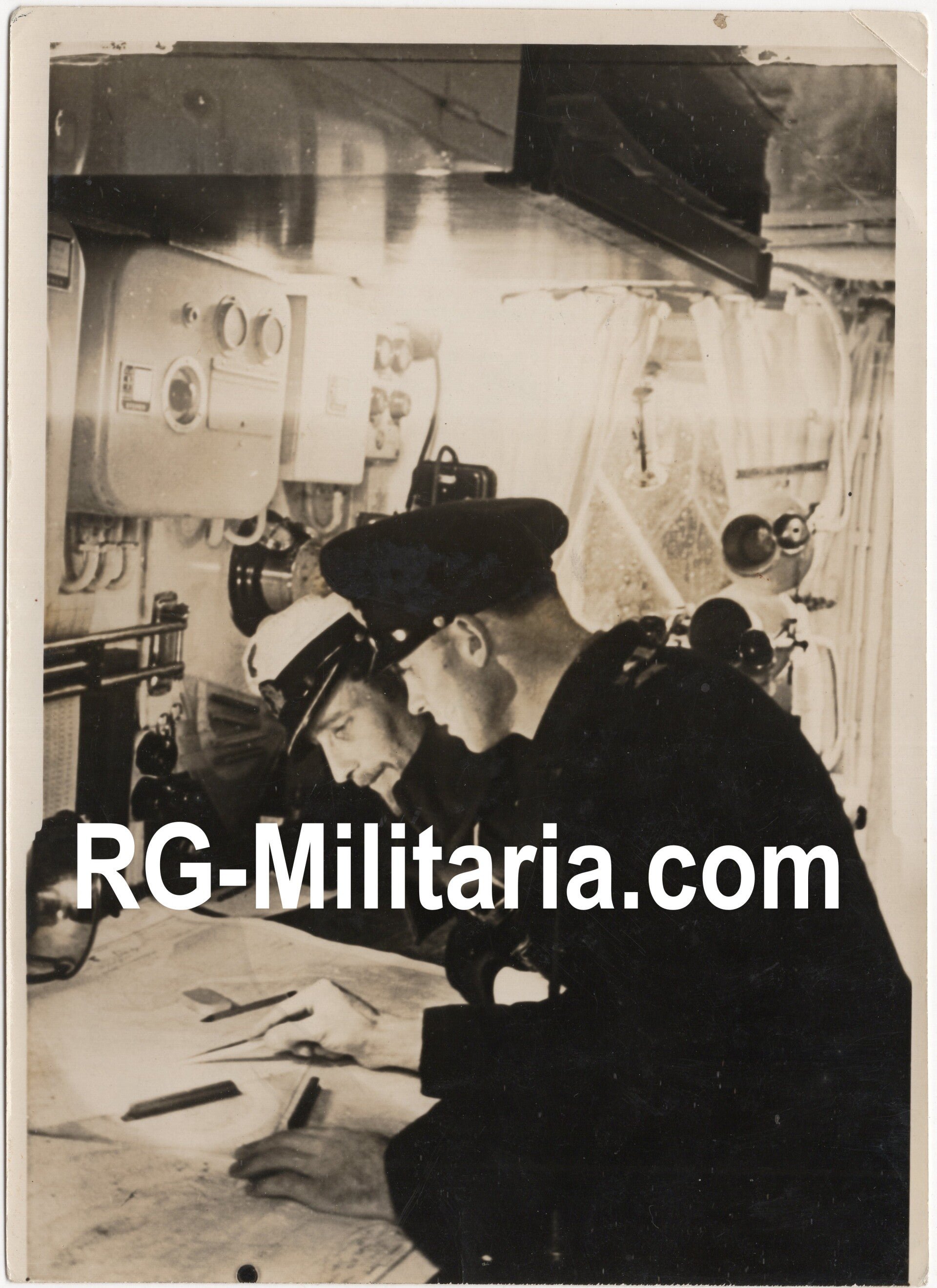 Original WW2 German Press Photo - KM Kriegsmarine officers in a Torpedoboote to England (1941) — image 3