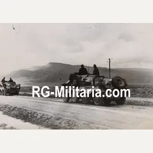 Original WW2 German Press Photo - German abteilung with a …