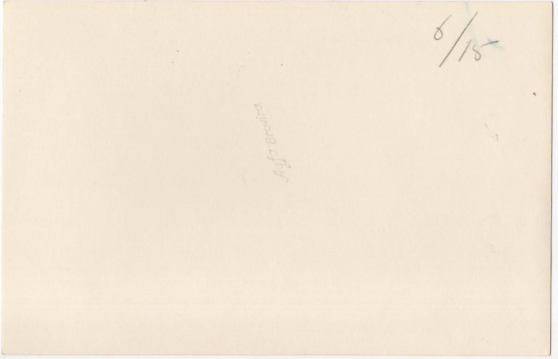 Original WW2 Dutch Liberation Photo - V sign arrest of a collaborator (?) during the liberation of Amersfoort, Holland (1945) — image 2