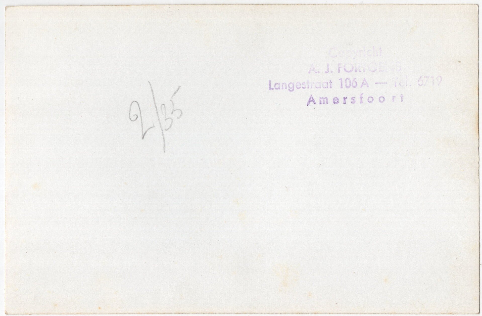 Original WW2 Dutch Liberation Photo - Dutch civilians cheering a British soldier during the liberation of Amersfoort, Holland (1945) — image 2