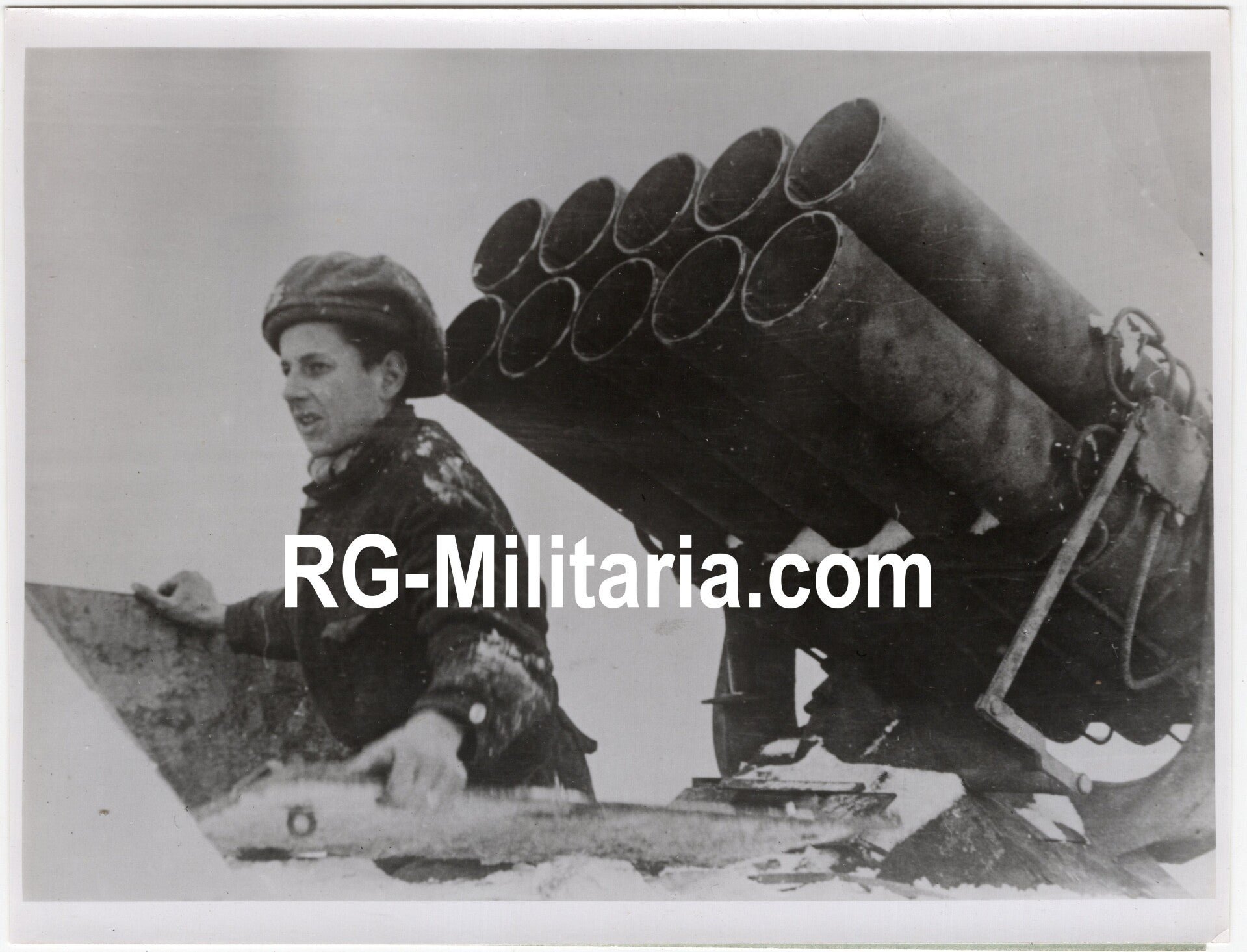 Original WW2 Belgian Press Photo - German Panzerwerfer 42 Halftrack used by Grossdeutschland on the Eastern Front (1944) — image 3