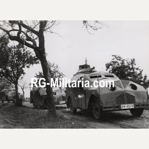 Original WW2 German Press Photo - Reichswehr panzer trucks near …
