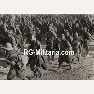 Original WW2 British Press Photo - German POW soldiers captured …