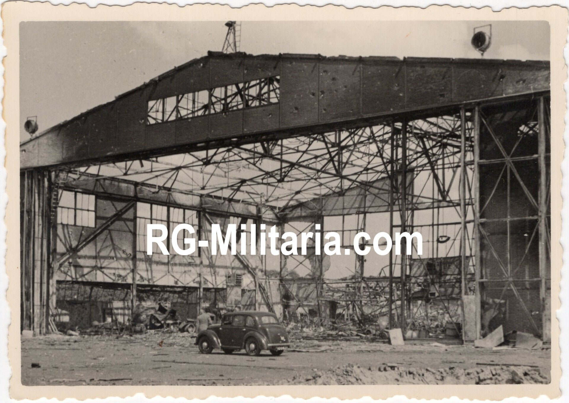 Original WW2 German Photo - Burned out hangar at the Rotterdam airfield of Waalhaven, Holland, May (1940) — image 3
