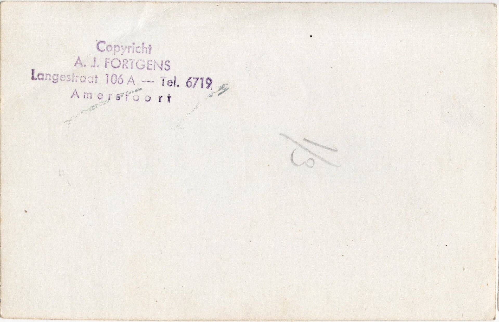 Original WW2 Dutch Liberation Photo - British shoot church of Amersfoort because of a false rumor during its liberation, Holland (1945) — image 2