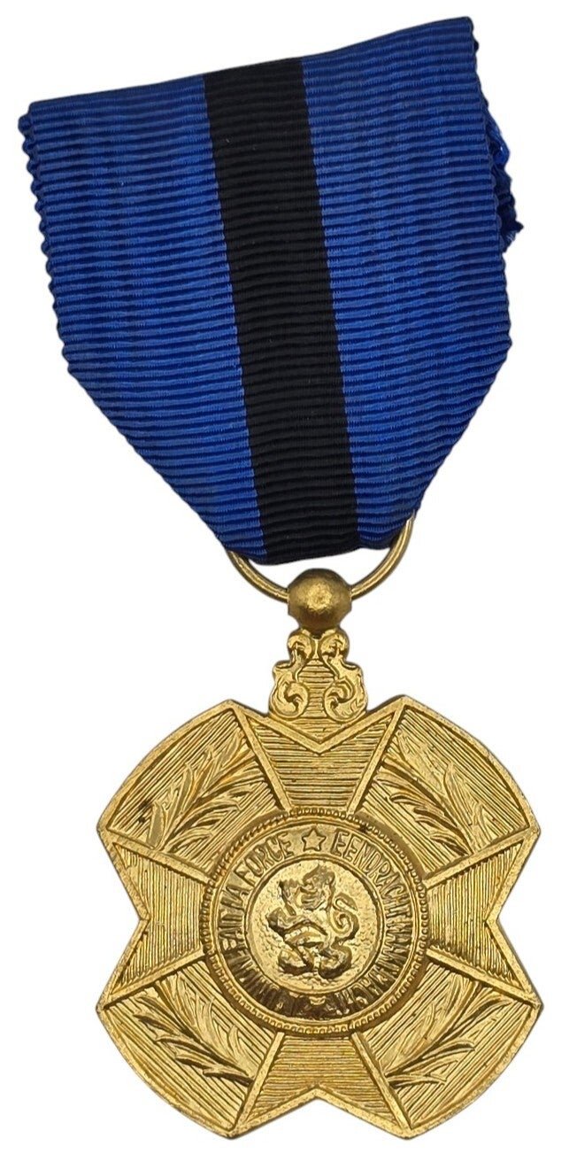 Original WW2 Belgian Document Set - Red Cross worker from Antwerp (1942-1948) — image 13