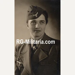 Original WW2 German Portrait Photo - Female Wehrmacht Blitzmadel Liege, …