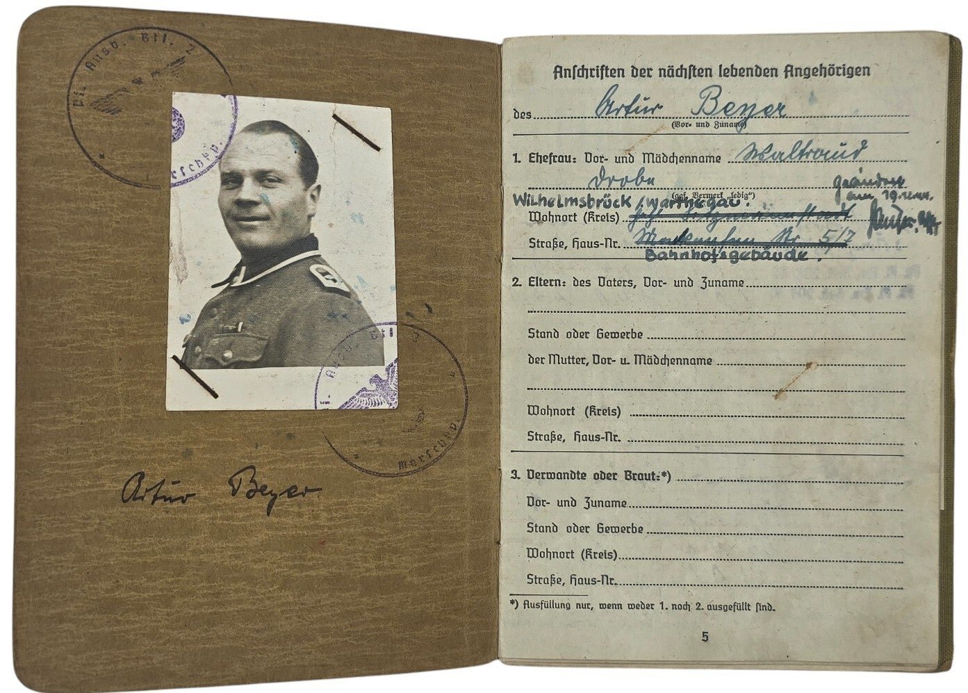 Original WW2 German Document - Wehrmacht Soldbuch Panzer Pionier Ersatz Btl. 208 (1944) — image 2
