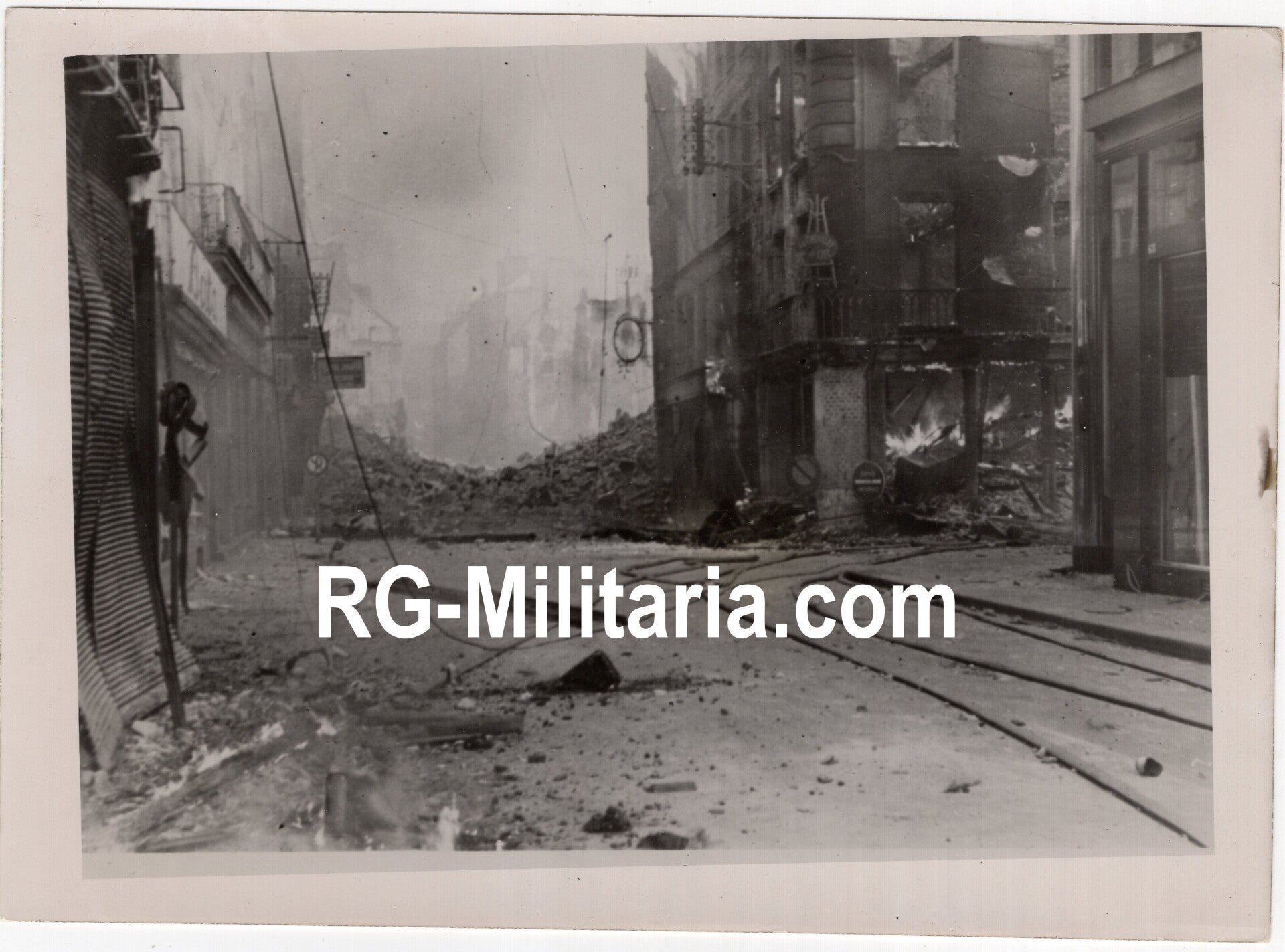 Original WW2 German Waffen SS Press Photo - Destroyed city of Caen, Normandy, Operation Overlord, France (1944) — image 3