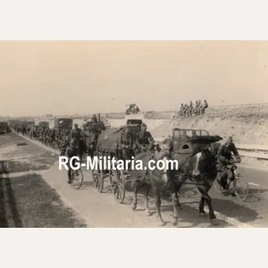 Original WW2 German Photo - German soldiers driving into Rotterdam, …