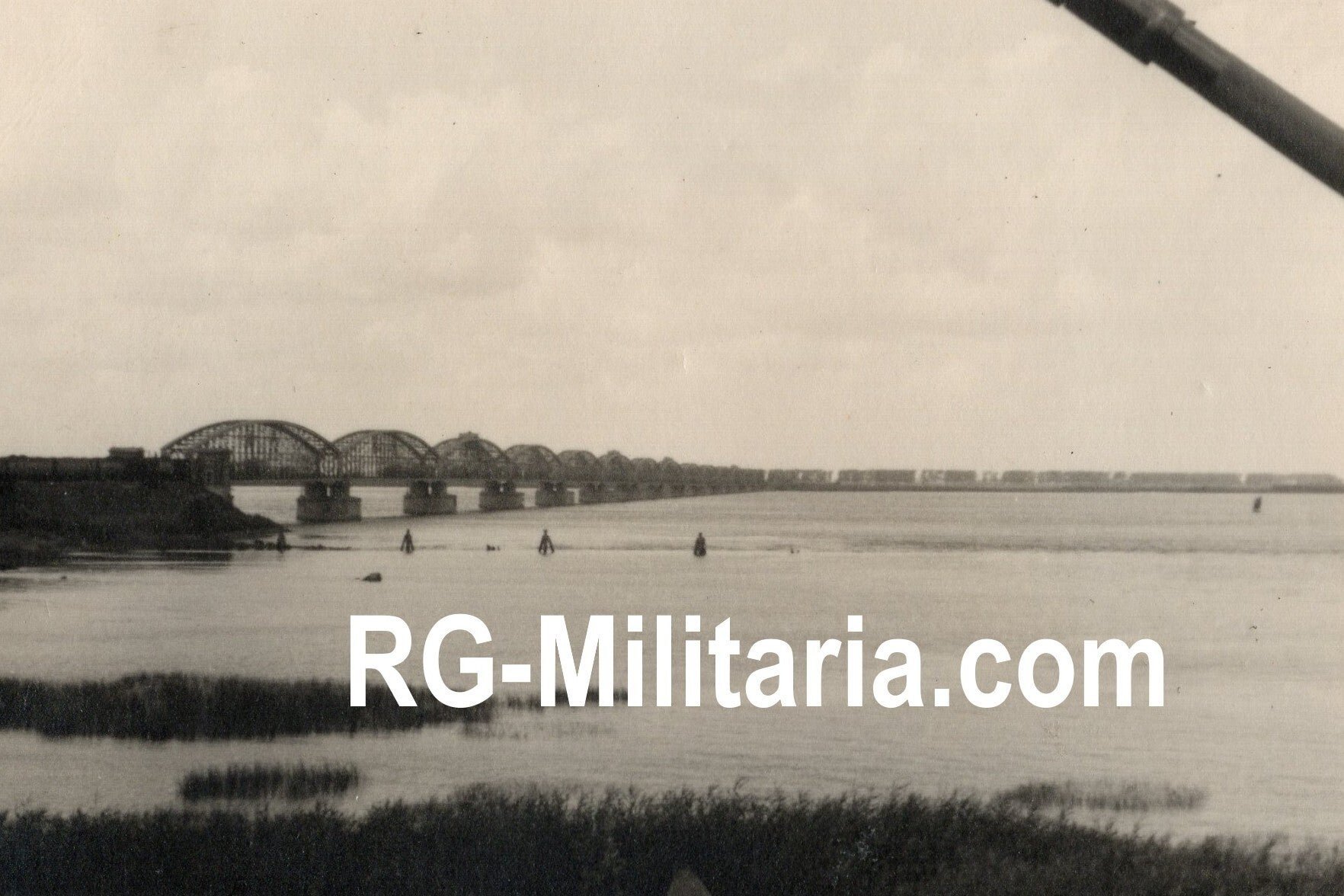 Original WW2 German Photo - German soldiers during the invasion of the Netherlands, May (1940) — image 2