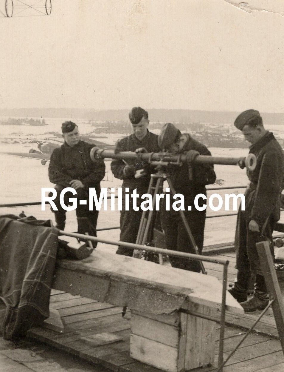 Original WW2 German Photo - German soldiers during the invasion of the Netherlands, May (1940) — image 7