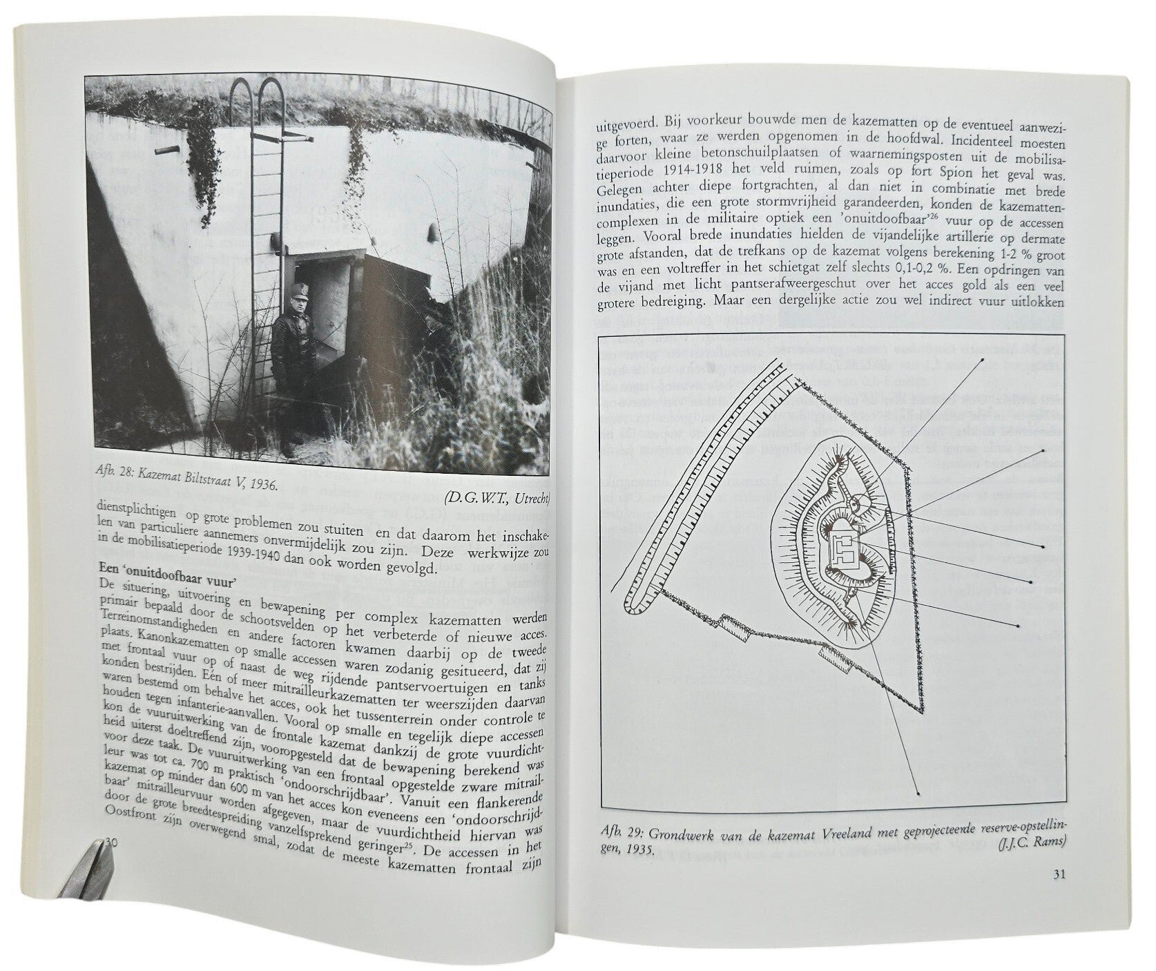 Original Dutch Brochure – Een onuitdoofbaar vuur: Betonnen verdedigingswerken in de Nieuwe Hollandse Waterlinie, D.T. Koen (1995) — image 4