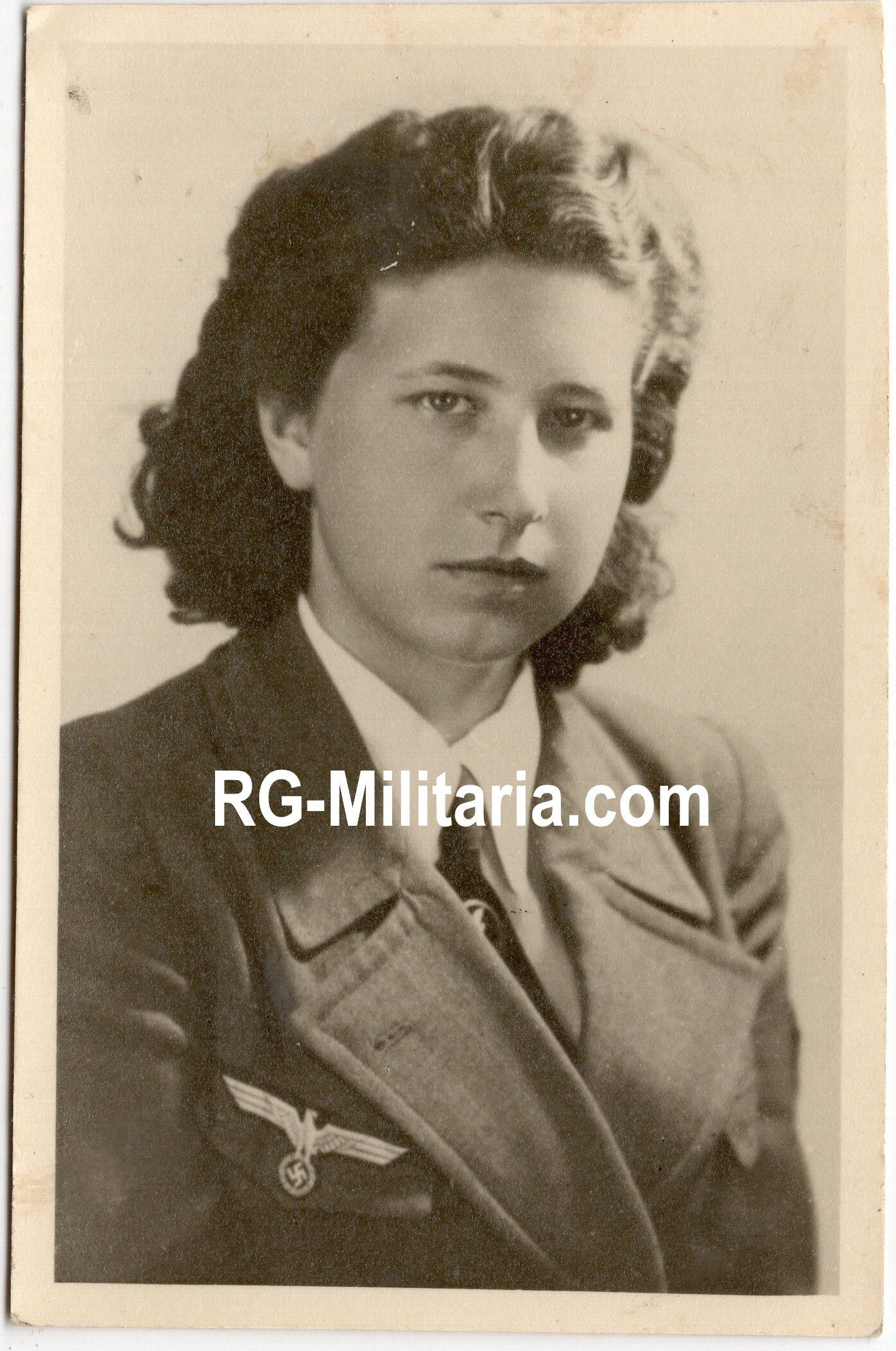 Original WW2 German Photo - Portrait Female Wehrmacht Blitzmadel — image 3