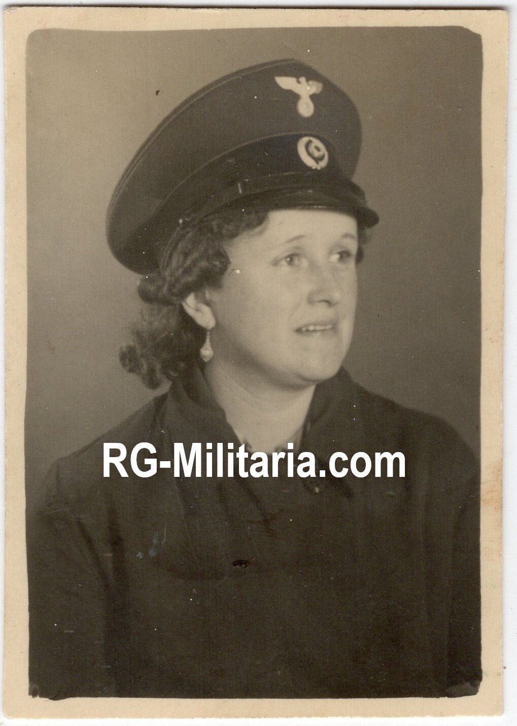 Original WW2 German Photo - Portrait Reichspost female Berlin Charlottenburg — image 3