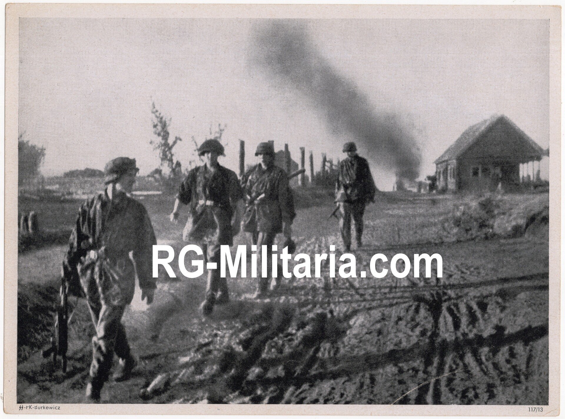 Original WW2 German Waffen SS Bilderdienst Press Photo - SS soldiers in SS Smocks — image 3
