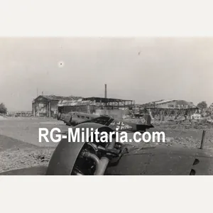 Original WW2 German Photo - Junker JU52 airplanes in front …