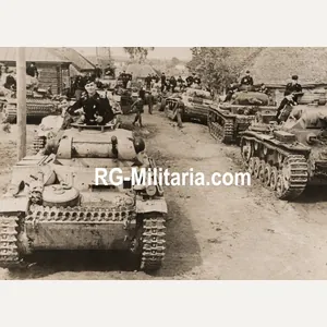Original WW2 German Press Photo - German Panzer 2, 3 …