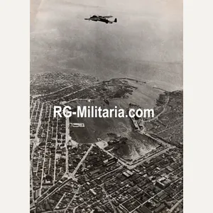 Original WW2 German Press Photo - German Luftwaffe airplane above …