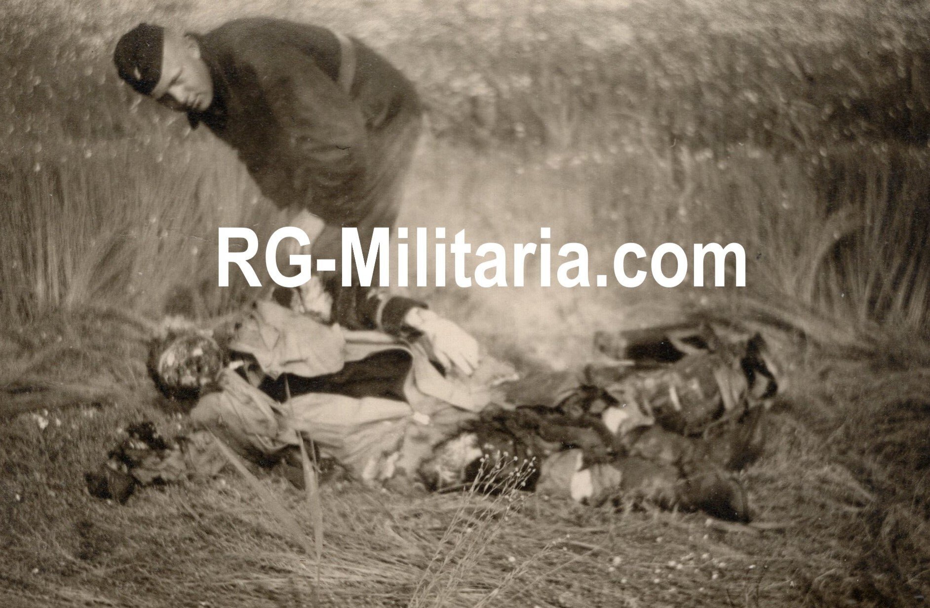 Original WW2 German Photo - KIA German pilot, 2./KGzbV 1, Wassenaar, Holland, May (1940) — image 4