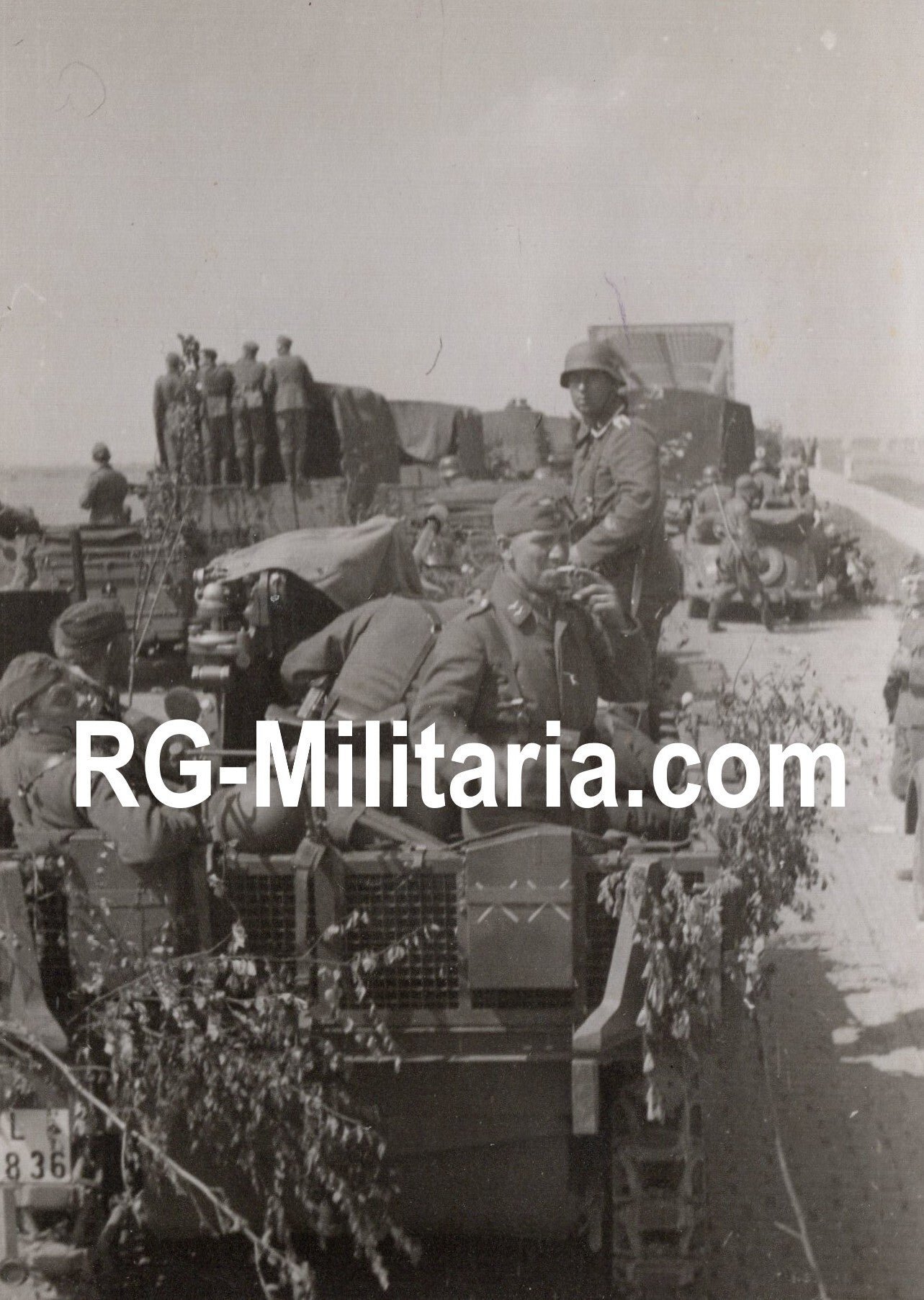 Original WW2 German Photo - German troops invade the Moerdijkbrug, Blitzkrieg on Holland, May (1940) — image 4
