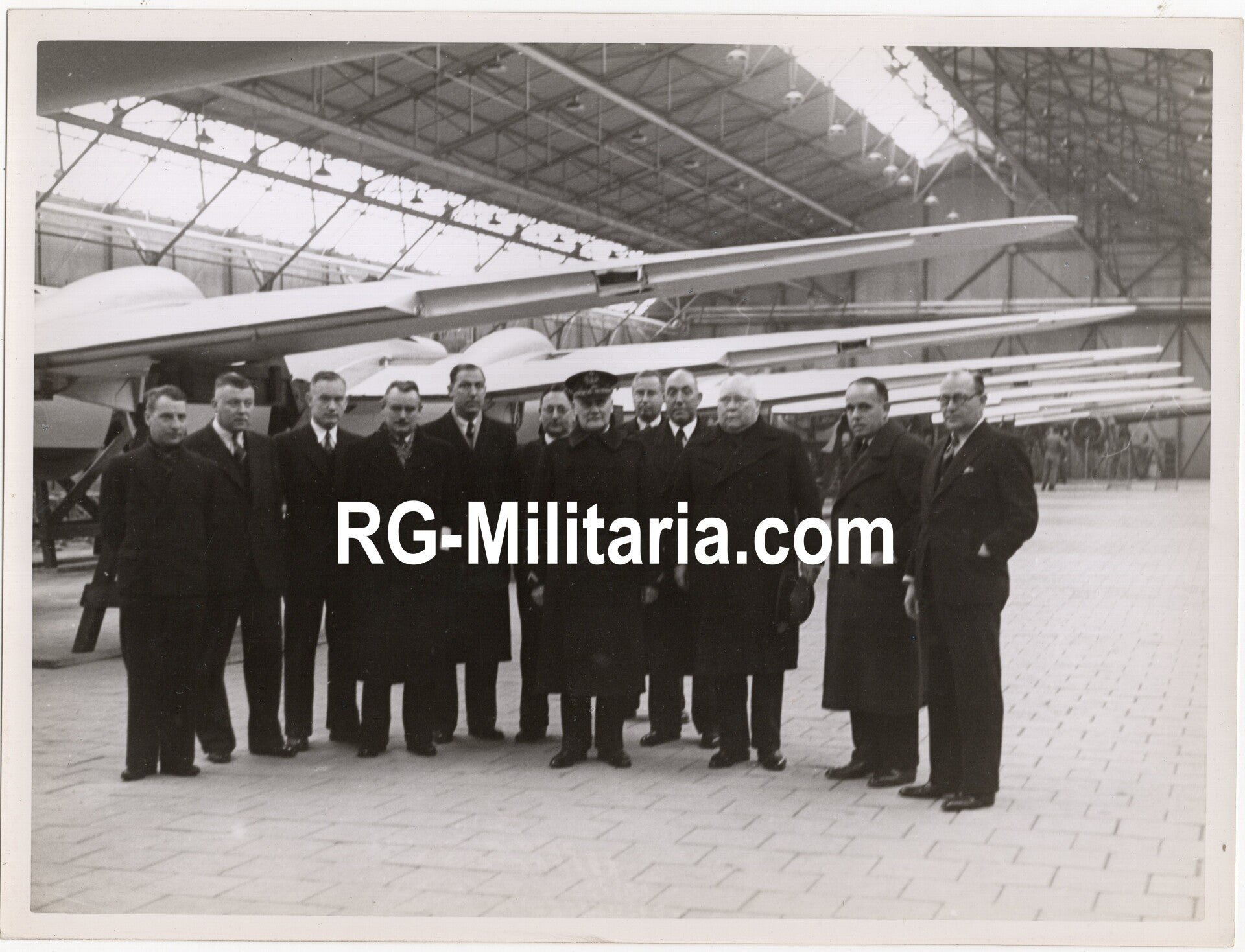 Original WW2 Dutch Press Photo - Officials visit a G1 assembly line at the Fokker factory, Amsterdam (1938) — image 3